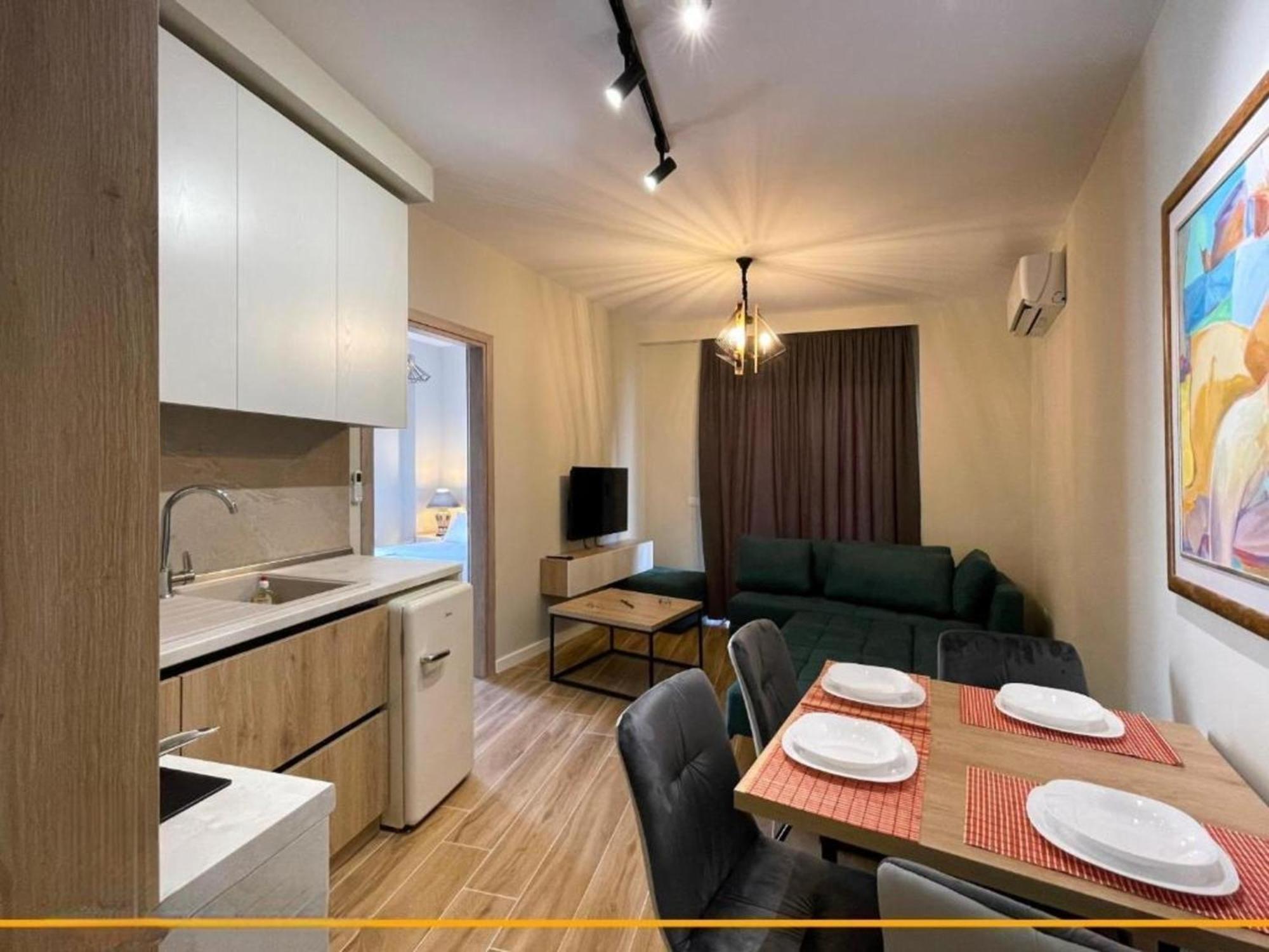 Flori Apartments Sarandë Eksteriør billede