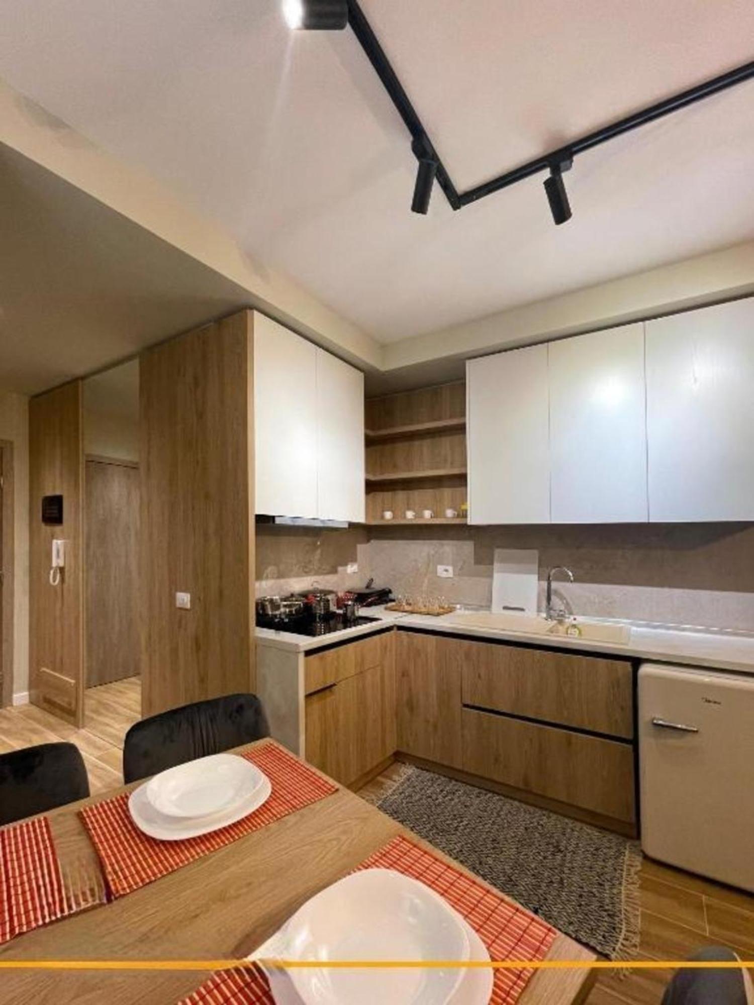 Flori Apartments Sarandë Eksteriør billede