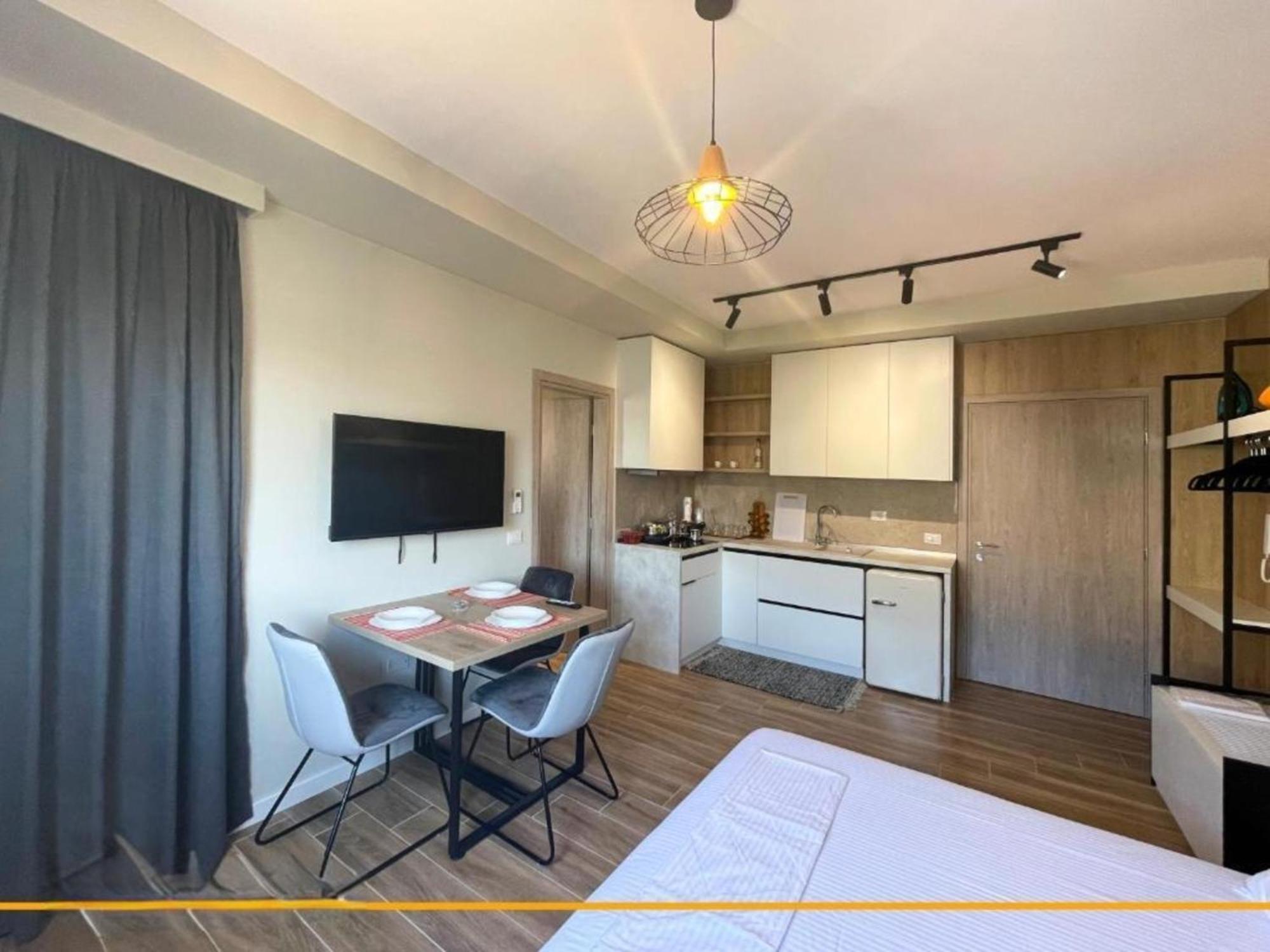 Flori Apartments Sarandë Eksteriør billede