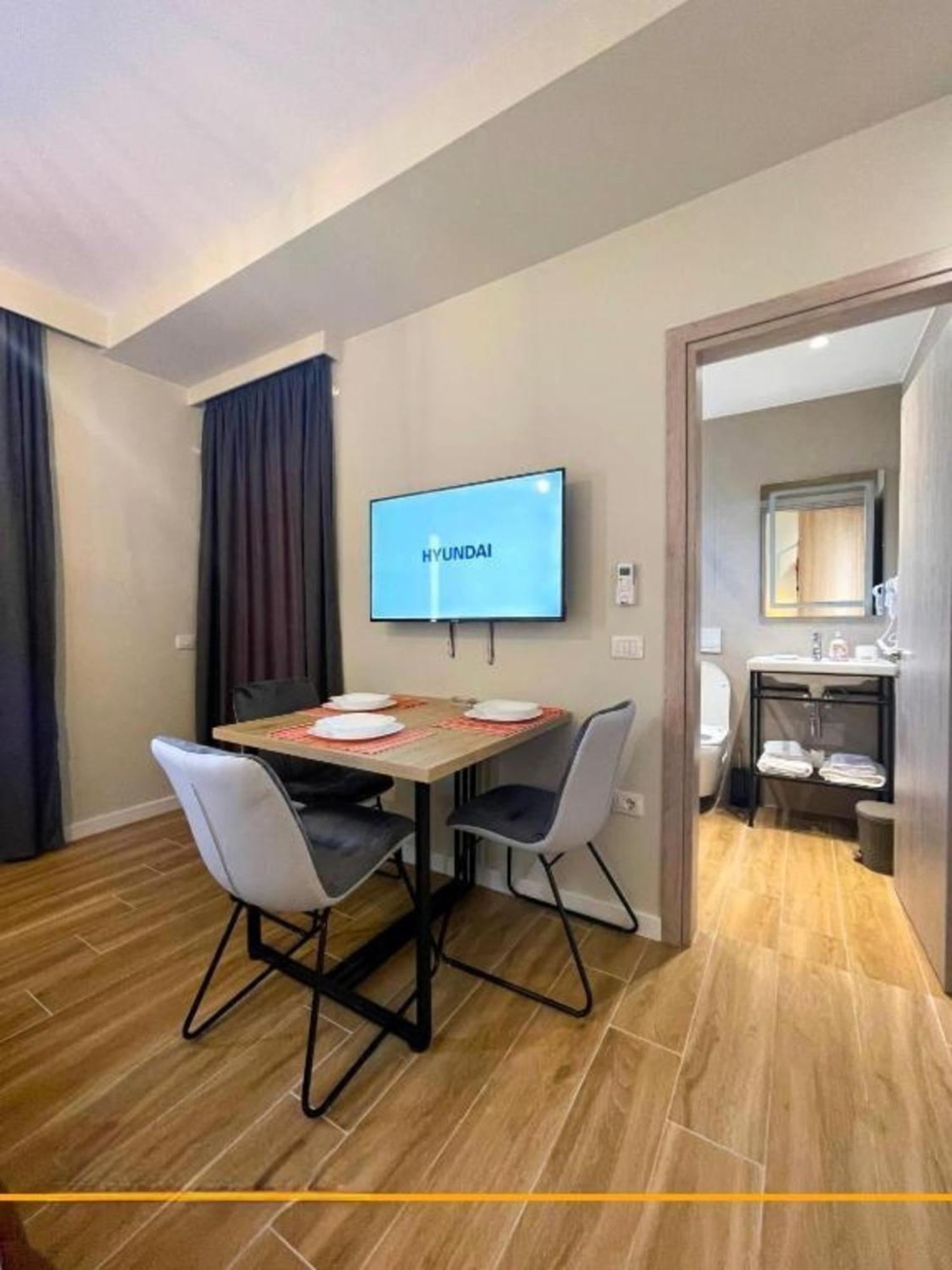 Flori Apartments Sarandë Eksteriør billede